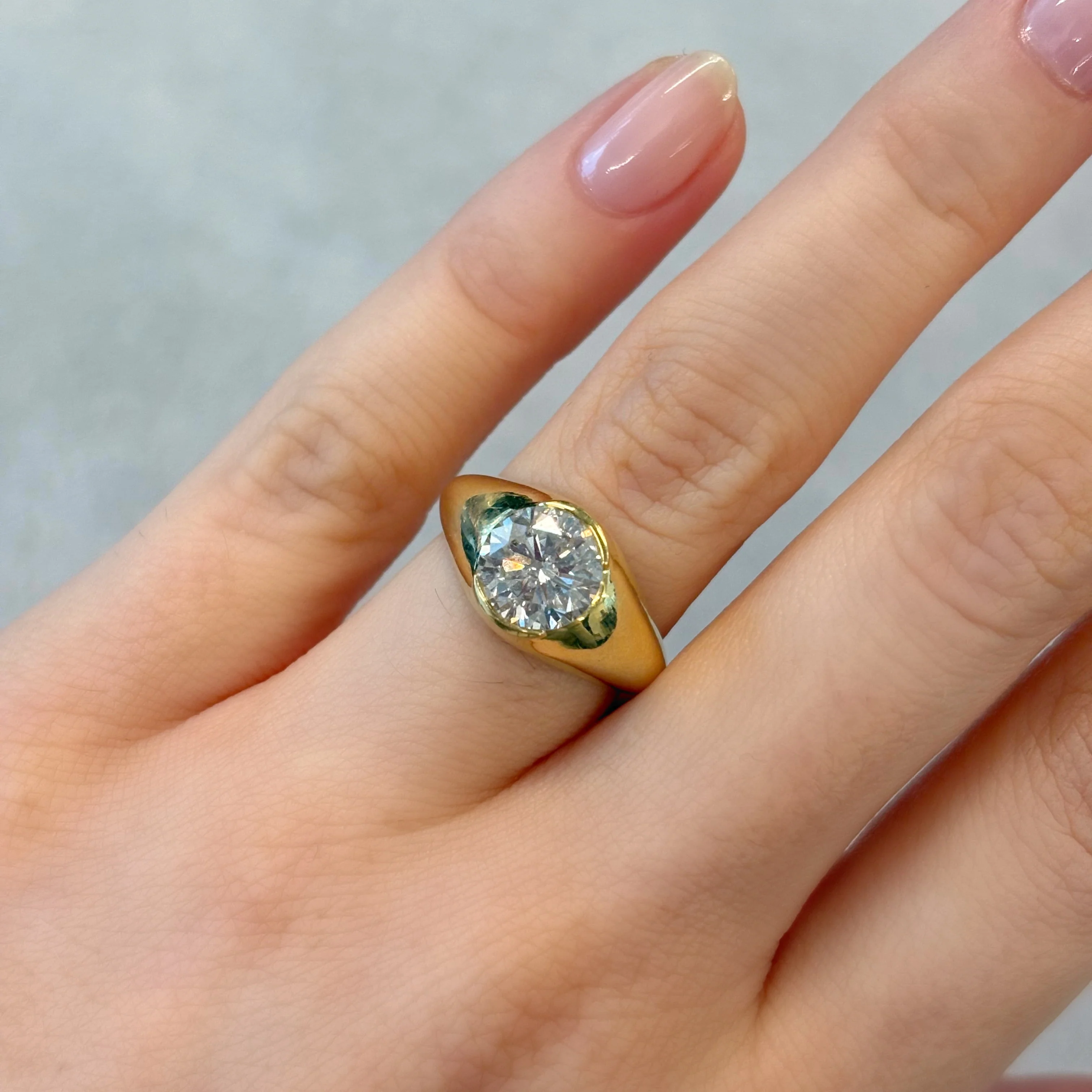 2.20ct Old Euro Cut Gypsy Ring - Image 3