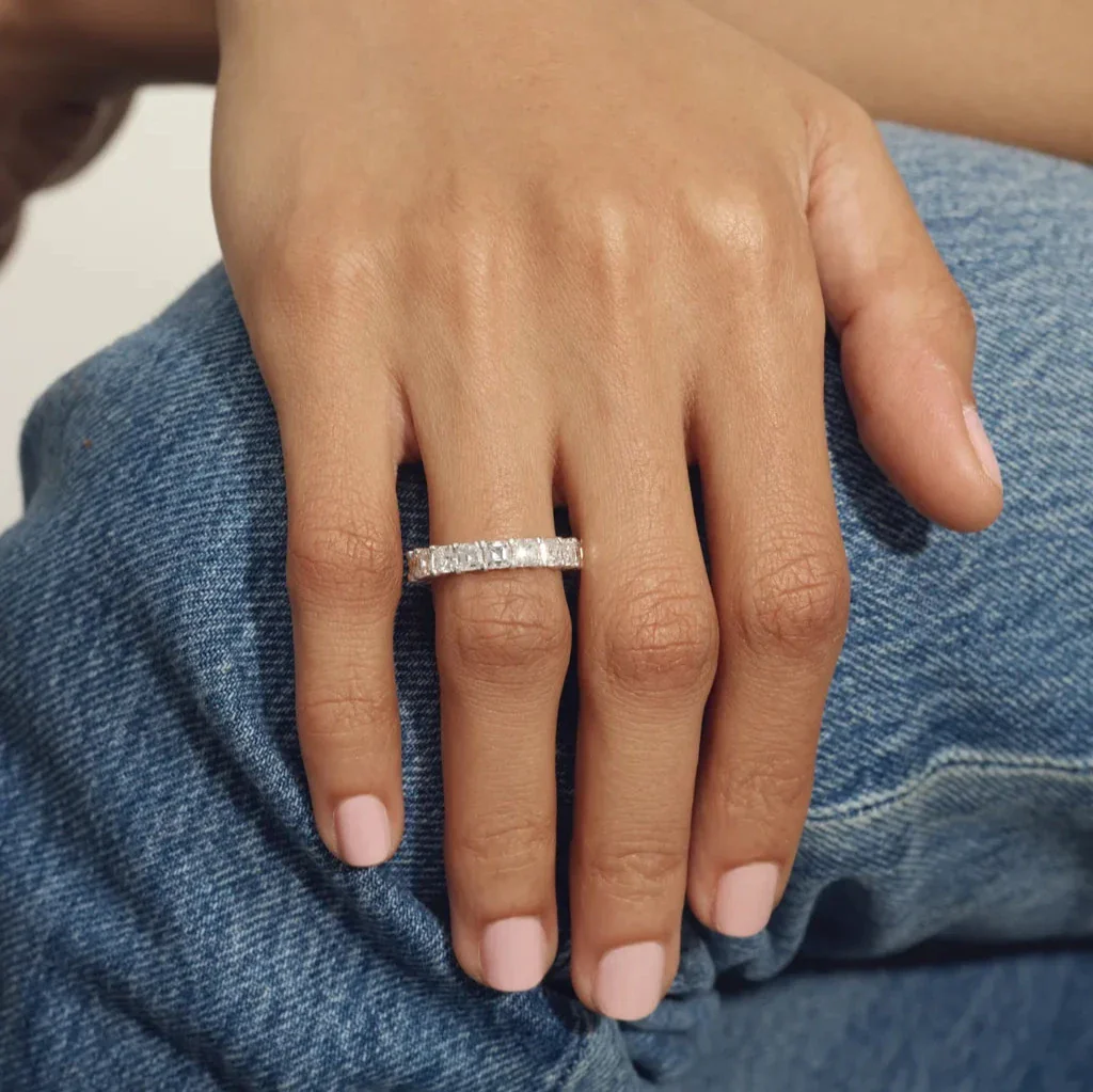 Asscher Diamond Eternity Band - Image 4