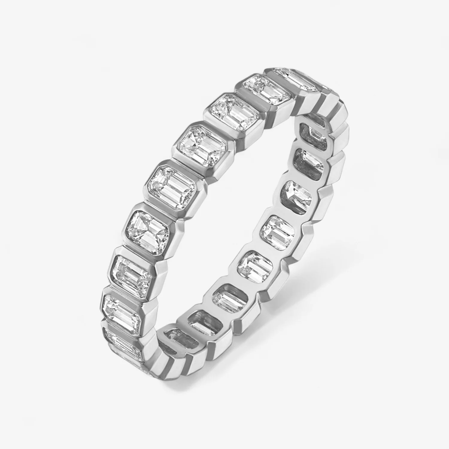 Margot Bezel Set Emerald Eternity Band - Image 3